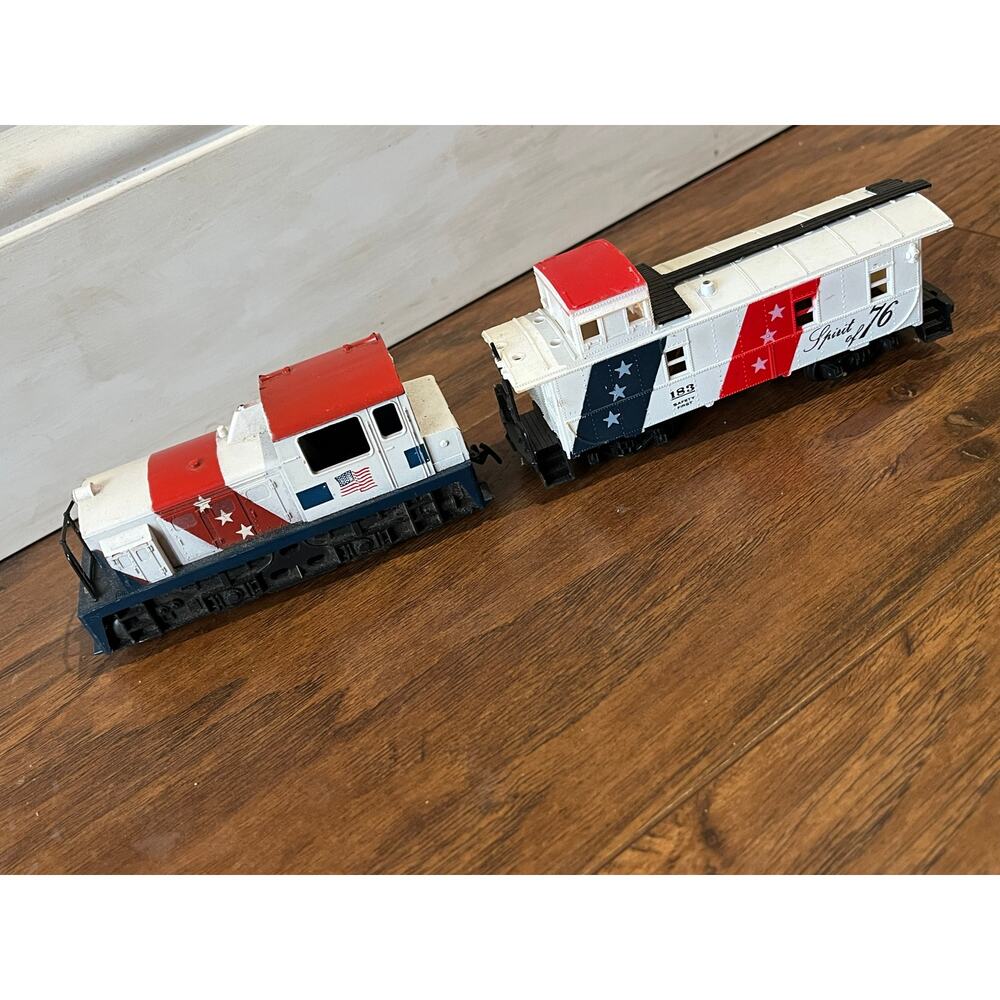 Lima and RoCo Train Patriotic 76 Bundle